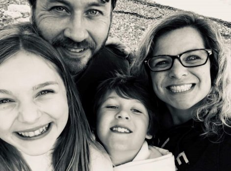 Andy Howard and Family h350