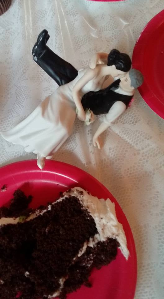 DJ Cake topper Bride Groom